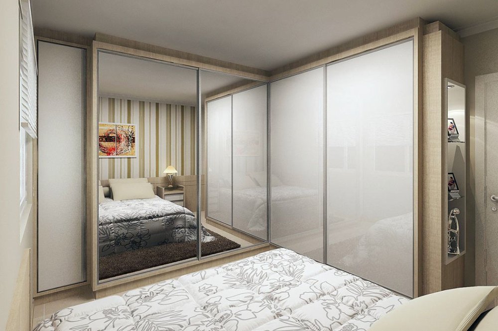 Угловой шкаф-купе с фасадами из лакобеля и зеркала Серебро, USK-003 Угловой шкаф-купе с фасадами из лакобеля и зеркала Серебро, USK-003