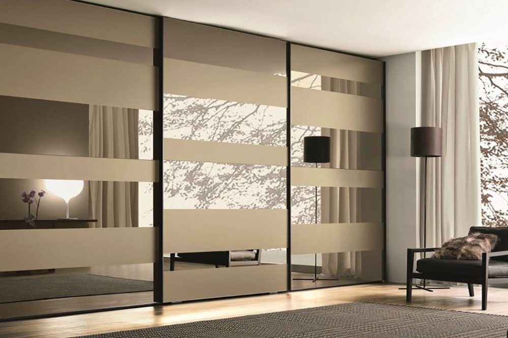 Встроенный шкаф-купе с зеркалом Бронза и пескоструем, VSK-009