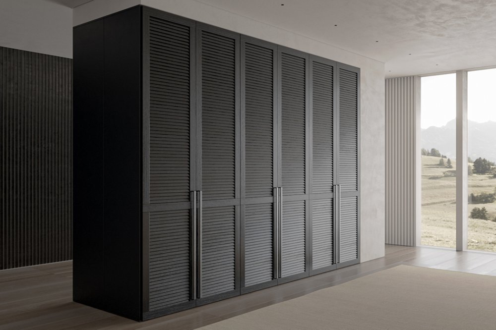 Шкаф с жалюзийными фасадами из крашеного МДФ в темных тонах, ZS-002